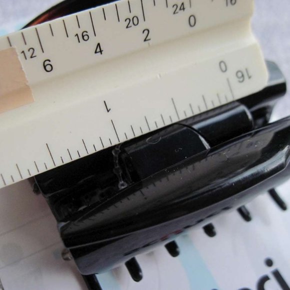 2 Scunci No Slip Grip Magic Hinge Jaw Hair Clips Brown Black Plastic Claw Stay - Picture 3 of 9